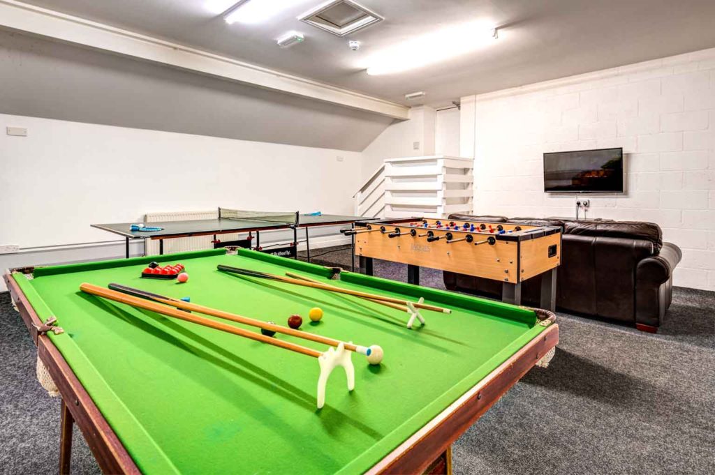 holiday cottage games room peak district